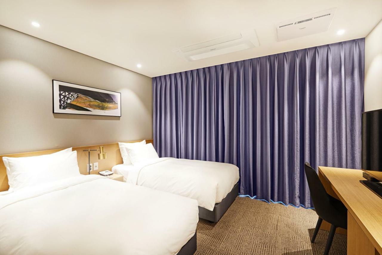 Lavi De Atlan Hotel Busan Buitenkant foto